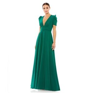Mac Duggal 55681 NWT PLUNGE NECK CAP SLEEVE GOWN